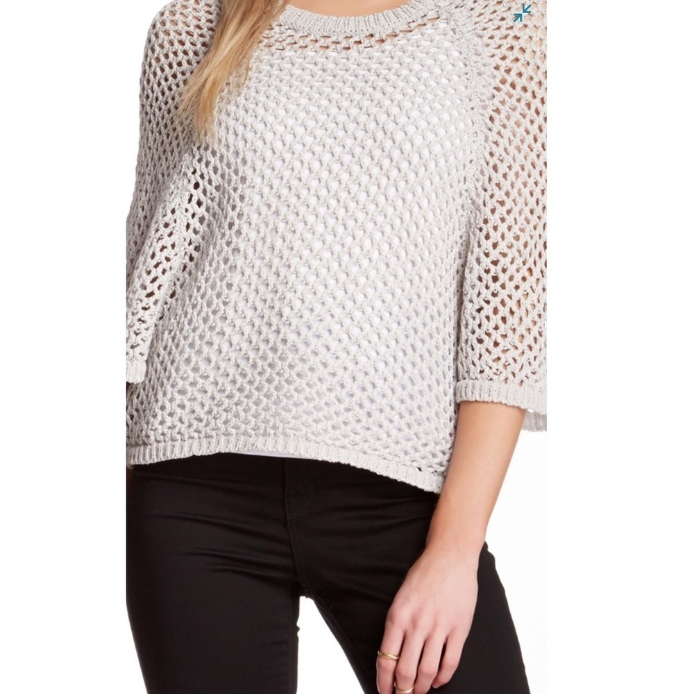 BCBGMAXAZRIA Open Knit Sweater Light Gray Hi Low Hem 3/4 Sleeve XXS
